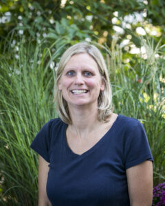 Headshot of Jen Lucey